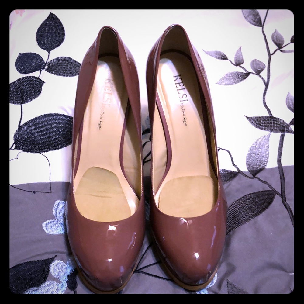 Kelsi by Kelsi Dagger